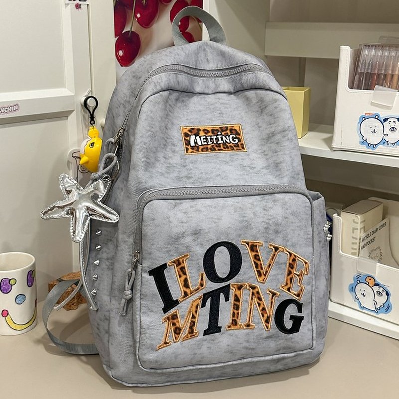 Y2Kグレーバックパック（女性用）、ヒョウ柄レターパッチ付き - School Backpack Teen のレビューと価格